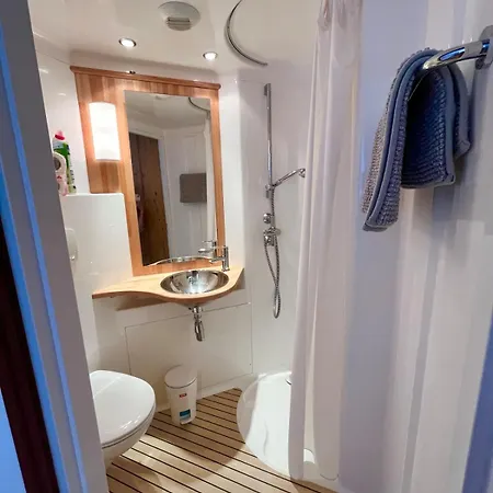 Holiday home Maison De Caractere Au Mont-dore 15 Personnes Le Mont-Dore