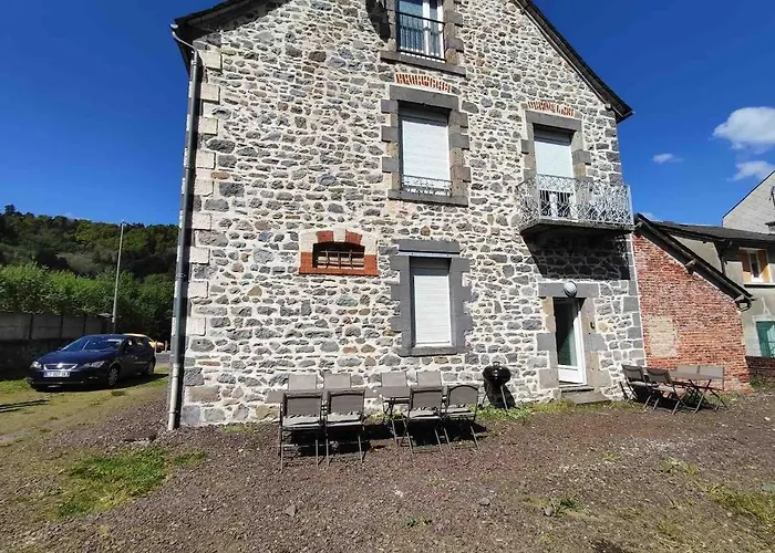 Maison De Caractere Au Mont-dore 15 Personnes 르몽도레